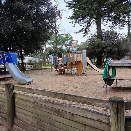 Mh 805 Camping Bois Dormant サン・ジャン·ド・モン エクステリア 写真
